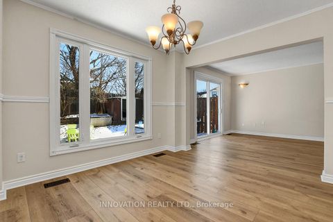 Photo 5 at 25 Equestrian Drive, Bridlewood, Kanata