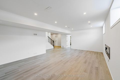 Photo 37 at 1027 PARABOLICA Way, Kanata Lakes/Heritage Hills, Kanata