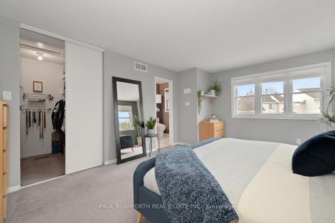 Photo 20 at 47 Deerchase Court, Emerald Meadows/Trailwest, Kanata