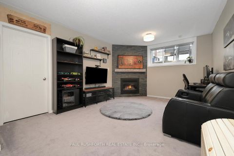 Photo 33 at 47 Deerchase Court, Emerald Meadows/Trailwest, Kanata