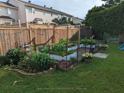 Photo 43 at 47 Deerchase Court, Emerald Meadows/Trailwest, Kanata