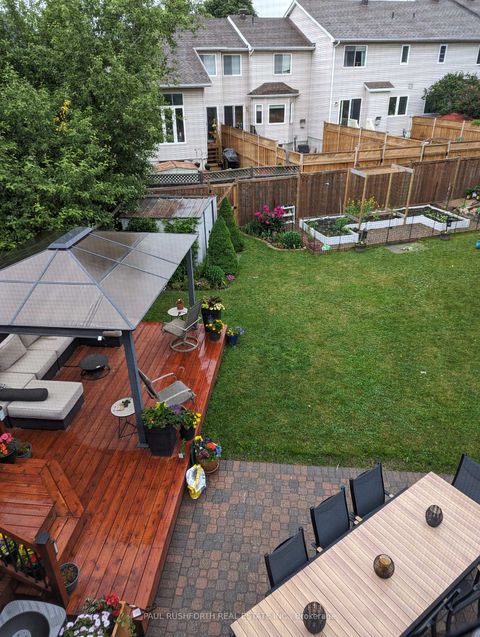 Photo 44 at 47 Deerchase Court, Emerald Meadows/Trailwest, Kanata