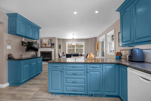 Photo 13 at 184 Charmont Way, Constance Bay