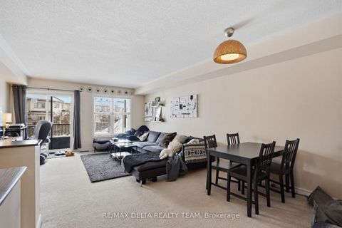 Photo 7 at 121 - 2333 Esprit Drive, Avalon East, Orleans