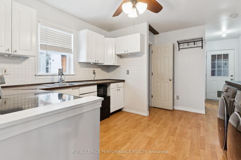 Photo 10 at 121 Elizabeth Street, Pakenham, Mississippi Mills