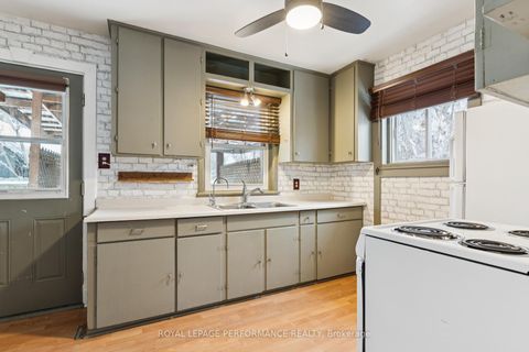 Photo 22 at 121 Elizabeth Street, Pakenham, Mississippi Mills