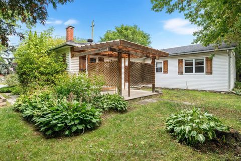 Photo 36 at 121 Elizabeth Street, Pakenham, Mississippi Mills