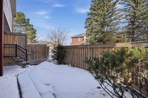 Photo 4 at 110 - 545 Canteval Terrace, Fallingbrook/Pineridge, Orleans