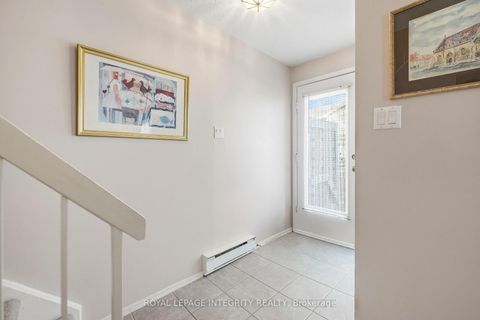 Photo 5 at 110 - 545 Canteval Terrace, Fallingbrook/Pineridge, Orleans