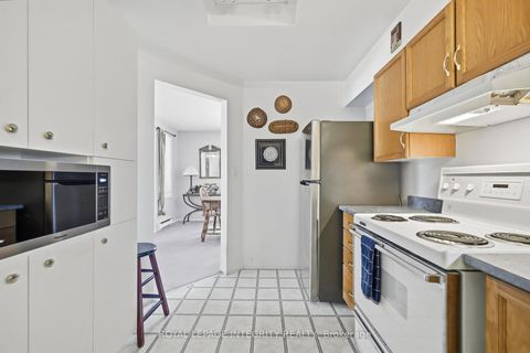 Photo 15 at 110 - 545 Canteval Terrace, Fallingbrook/Pineridge, Orleans