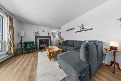 Photo 4 at 46A - 802 St. Andre Drive, Hiawatha Park/Convent Glen, Orleans