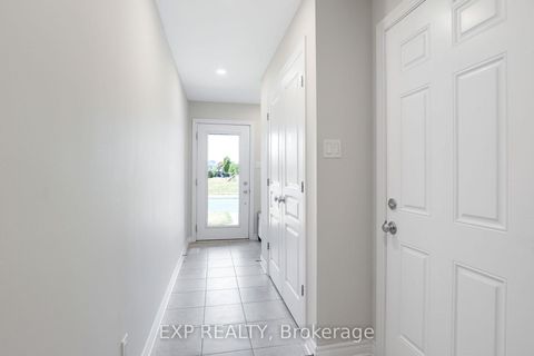 Photo 2 at 311 Twinflower Way, Nepean (Longfields), Ottawa