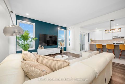 Photo 12 at 302 Haliburton Heights, Emerald Meadows/Trailwest, Kanata