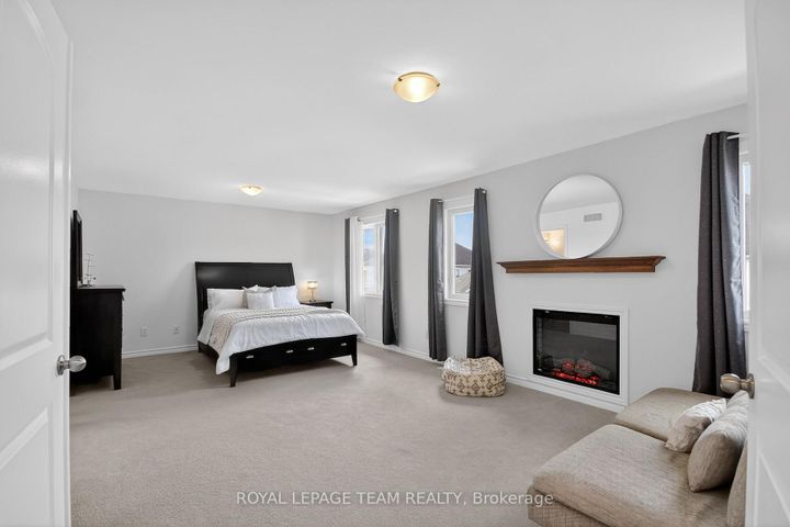 Photo 23 at 12 Kinetic Way, Nepean (Cedargrove/Fraserdale), Ottawa