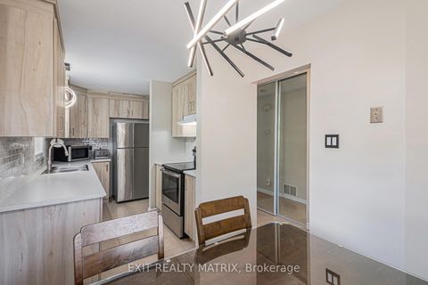 Photo 2 at 1432 Deavy Way E, Bilberry Creek/Queenswood Heights, Orleans