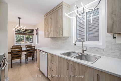 Photo 3 at 1432 Deavy Way E, Bilberry Creek/Queenswood Heights, Orleans