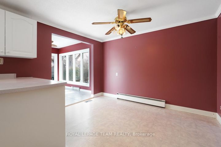 Photo 15 at 15 Overlake Drive, Nepean (Borden Farm/Stewart Farm/Carleton Heights/Parkwood Hills), Ottawa