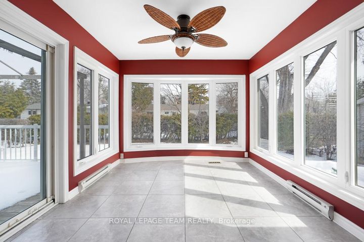 Photo 17 at 15 Overlake Drive, Nepean (Borden Farm/Stewart Farm/Carleton Heights/Parkwood Hills), Ottawa