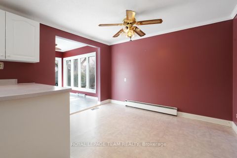 Photo 15 at 15 Overlake Drive, Nepean (Borden Farm/Stewart Farm/Carleton Heights/Parkwood Hills), Ottawa