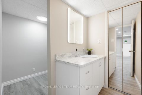 Photo 35 at 15 Overlake Drive, Nepean (Borden Farm/Stewart Farm/Carleton Heights/Parkwood Hills), Ottawa