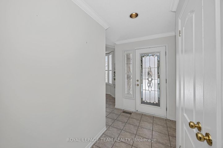 Photo 1 at 43 Settler's Ridge Way, Nepean (Longfields), Ottawa