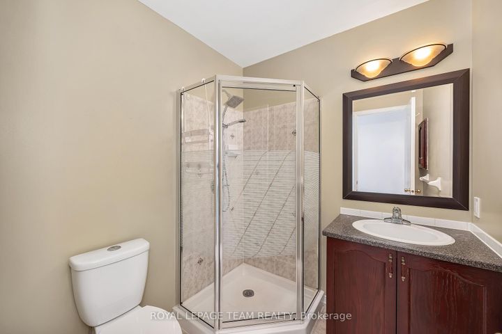 Photo 13 at 43 Settler's Ridge Way, Nepean (Longfields), Ottawa