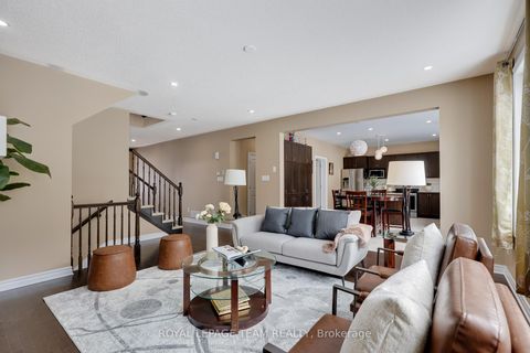 Photo 14 at 209 Mission Trail Crescent, Kanata Lakes/Heritage Hills, Kanata
