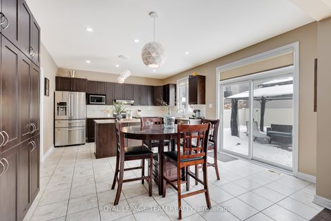 Photo 15 at 209 Mission Trail Crescent, Kanata Lakes/Heritage Hills, Kanata