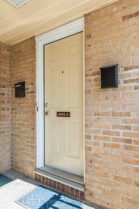 Photo 1 at A - 6643 Bilberry Drive, Convent Glen North, Orleans