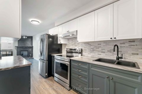 Photo 8 at A - 6643 Bilberry Drive, Convent Glen North, Orleans