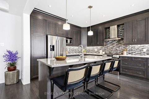 Photo 12 at 252 Rue Des Soldats Riendeau Street, Nepean (Half Moon Bay), Ottawa