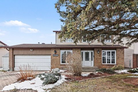 Photo 1 at 1528 Missyabit Drive, Bilberry Creek/Queenswood Heights, Orleans