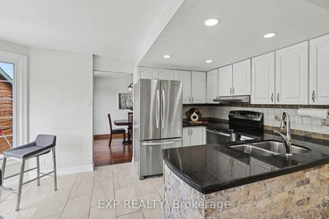 Photo 9 at 1528 Missyabit Drive, Bilberry Creek/Queenswood Heights, Orleans