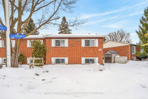 Photo 1 at 194 Mcelroy Drive, Glencairn/Hazeldean, Kanata