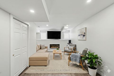 Photo 15 at 159 Conifer Creek Circle, Emerald Meadows/Trailwest, Kanata