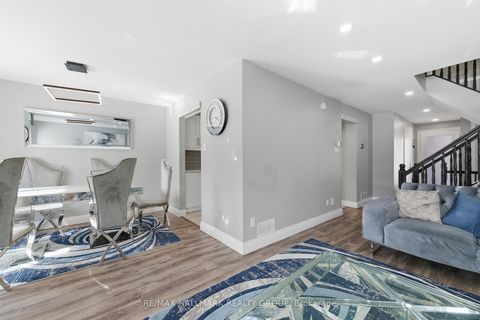 Photo 14 at 1924 ASHMONT Street, Chapel Hill, Orleans