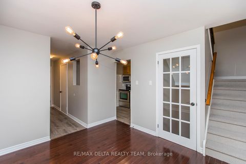 Photo 9 at 8 - 323 Monica Crescent, Bilberry Creek/Queenswood Heights, Orleans