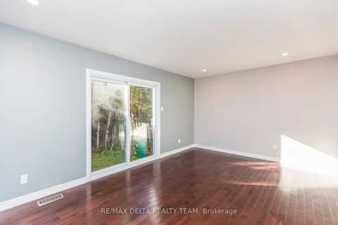 Photo 21 at 8 - 323 Monica Crescent, Bilberry Creek/Queenswood Heights, Orleans