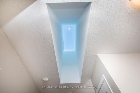 Photo 24 at 8 - 323 Monica Crescent, Bilberry Creek/Queenswood Heights, Orleans