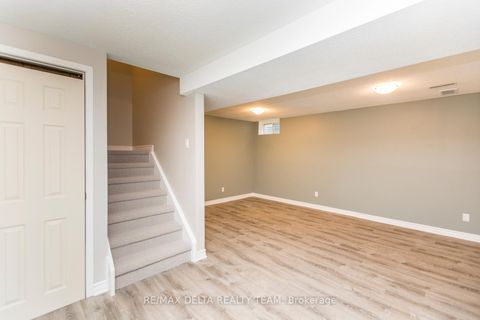 Photo 40 at 8 - 323 Monica Crescent, Bilberry Creek/Queenswood Heights, Orleans