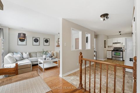 Photo 11 at 11 Furlong Crescent, Bridlewood, Kanata