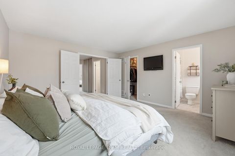 Photo 28 at 11 Furlong Crescent, Bridlewood, Kanata