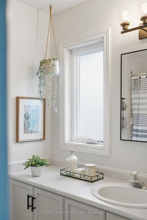 Photo 30 at 11 Furlong Crescent, Bridlewood, Kanata