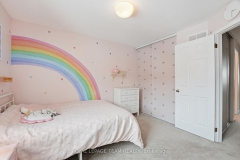 Photo 34 at 11 Furlong Crescent, Bridlewood, Kanata