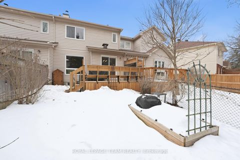 Photo 43 at 11 Furlong Crescent, Bridlewood, Kanata