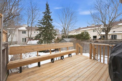 Photo 45 at 11 Furlong Crescent, Bridlewood, Kanata