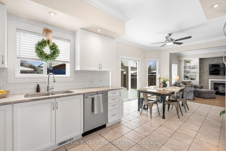 Photo 14 at 41 Golder's Green Lane, Nepean (Longfields), Ottawa