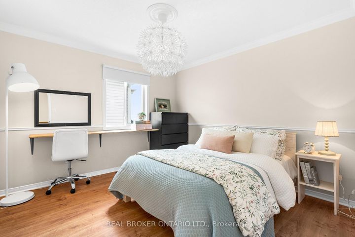 Photo 31 at 41 Golder's Green Lane, Nepean (Longfields), Ottawa