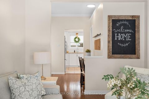 Photo 10 at 41 Golder's Green Lane, Nepean (Longfields), Ottawa