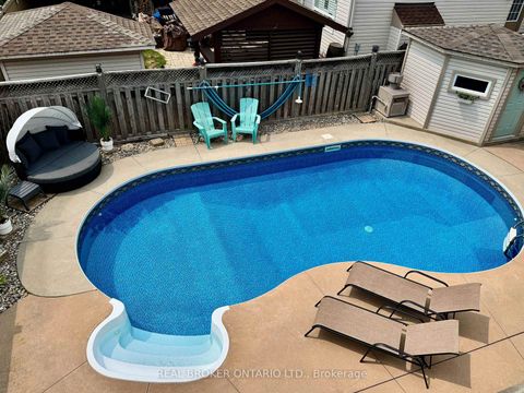 Photo 43 at 41 Golder's Green Lane, Nepean (Longfields), Ottawa